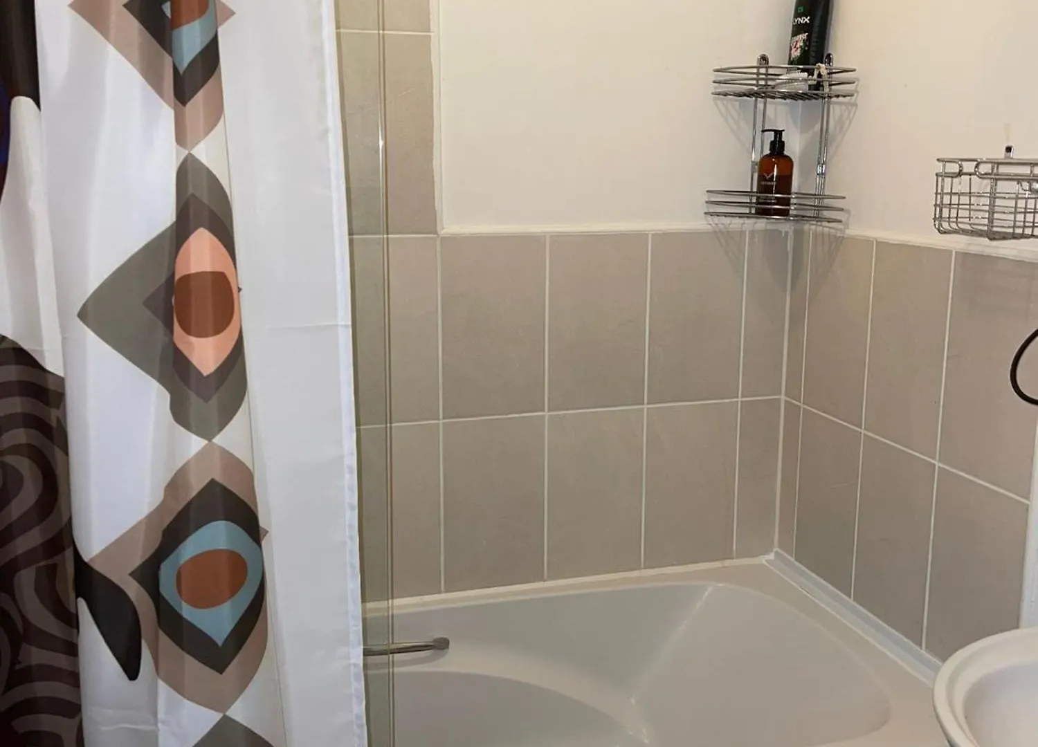 Comfortable And Convenient 1-Bed Apart In Romford 0*,  United Kingdom